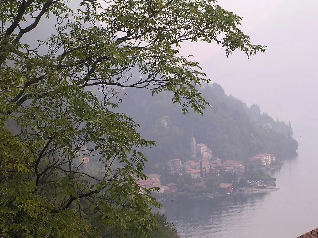 Caffe Del Viaggiatore Valsolda 3*,  Italy