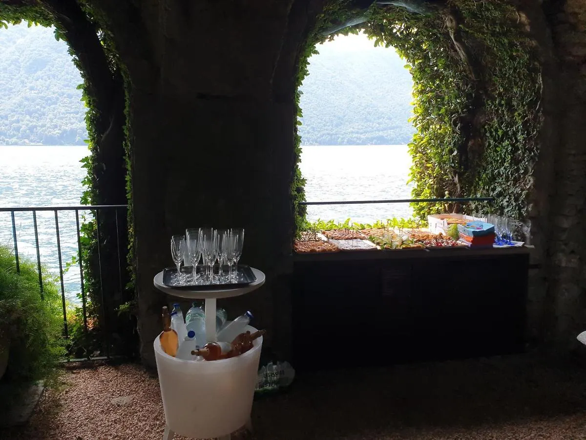 *** Frühstückspension Caffe Del Viaggiatore Valsolda Italien
